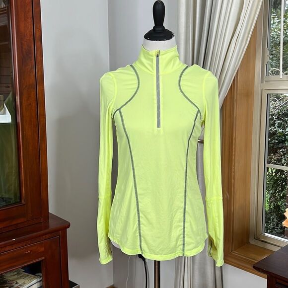 Zella 1/4 Zip Running Jacket - Picture 1 of 13